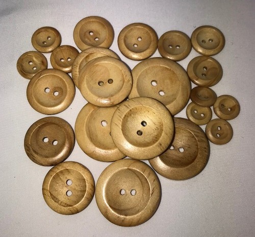 Natural wooden buttons 14mm - wooden,