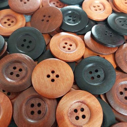 Wooden buttons 40mm - pack, of