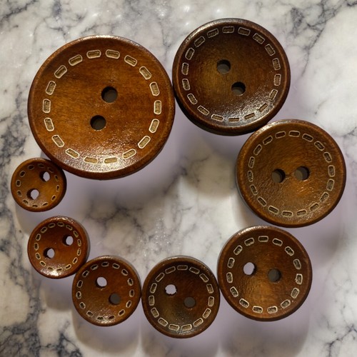Brown wooden buttons hole - brown,