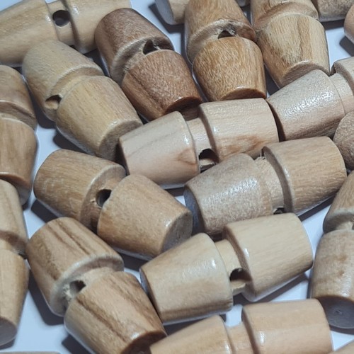 Wooden toggle buttons 20mm - toggle,