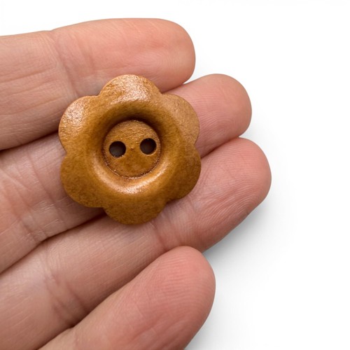 Wooden flower shaped - wooden, buttons