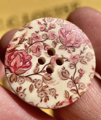 Large wooden floral - x,