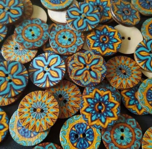 Pack 25mm wood buttons - pack, 8,