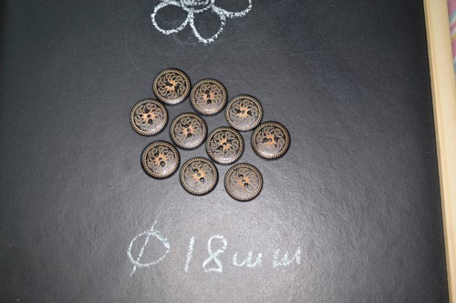 18mm vintage round flower - 10,