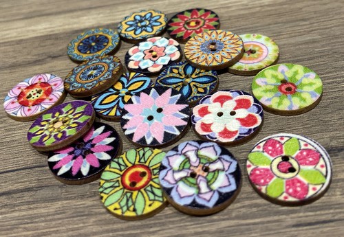 Retro wooden assorted round - retro,