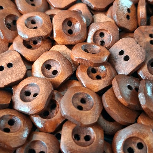 Wooden buttons 15mm pack - wooden,