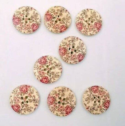Wooden floral buttons - 6,